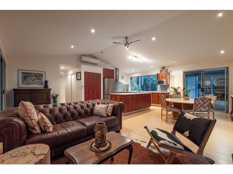 21 Arbour Place, Doonan QLD 4562