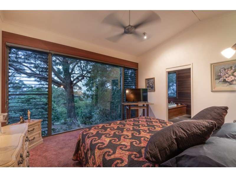 393 Sunrise Road, Tinbeerwah QLD 4563