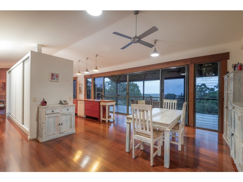 393 Sunrise Road, Tinbeerwah QLD 4563