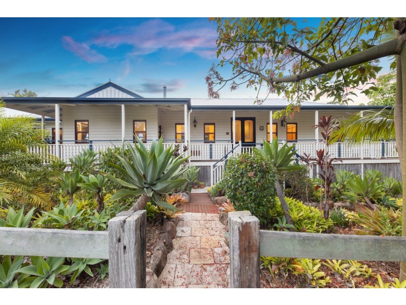 10 Flooded Gum Place, Black Mountain QLD 4563