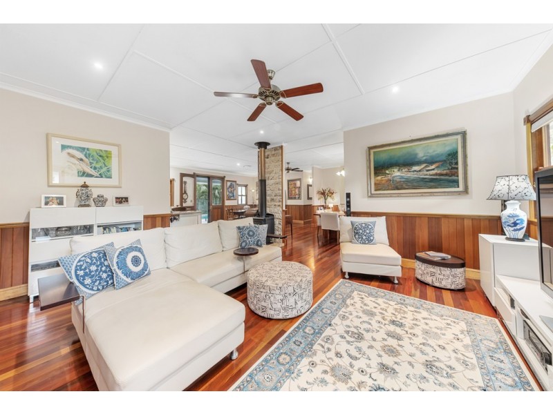 10 Flooded Gum Place, Black Mountain QLD 4563