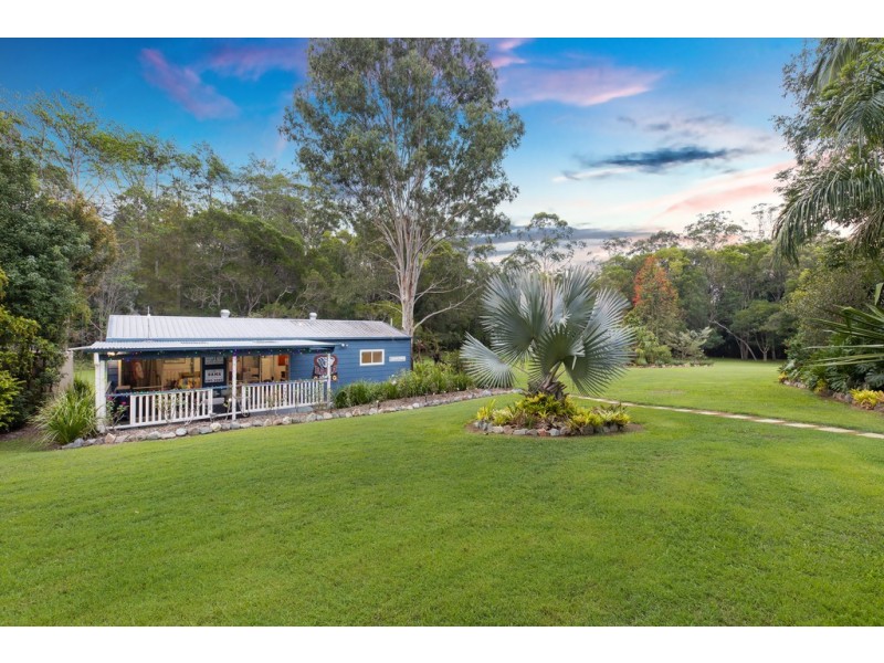 10 Flooded Gum Place, Black Mountain QLD 4563