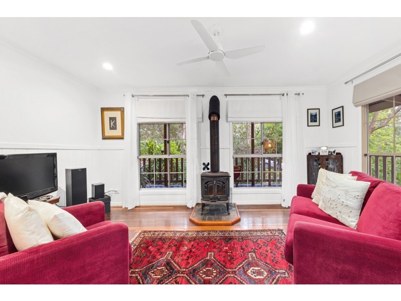 55 Kamala Drive, Lake Macdonald QLD 4563