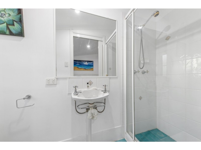55 Kamala Drive, Lake Macdonald QLD 4563