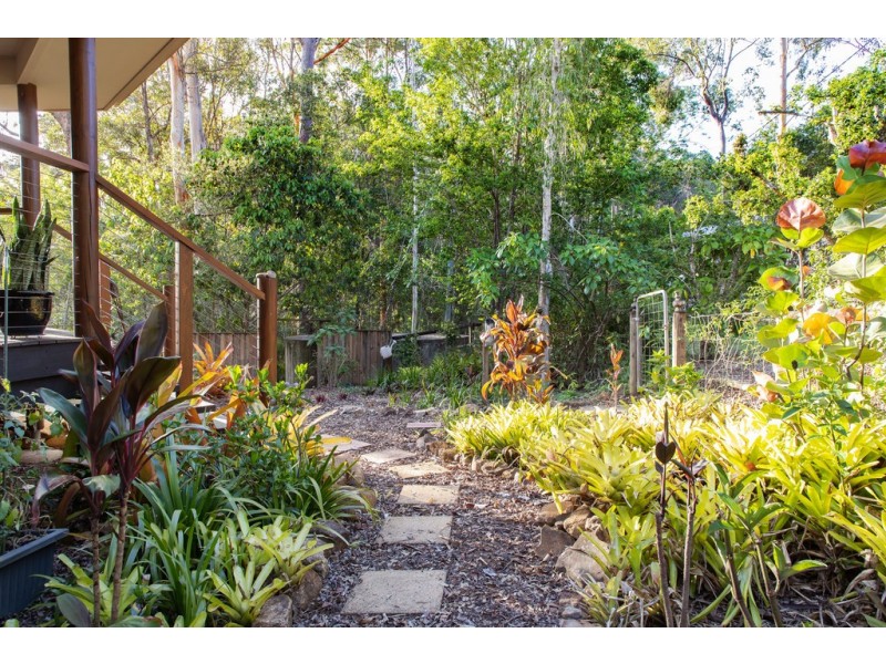 55 Kamala Drive, Lake Macdonald QLD 4563