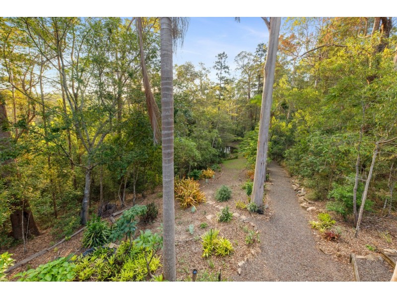 55 Kamala Drive, Lake Macdonald QLD 4563