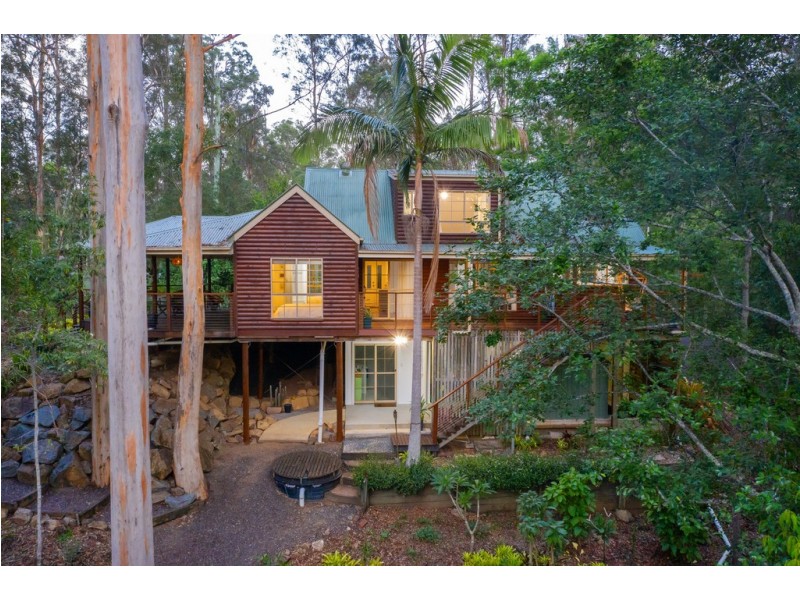 55 Kamala Drive, Lake Macdonald QLD 4563