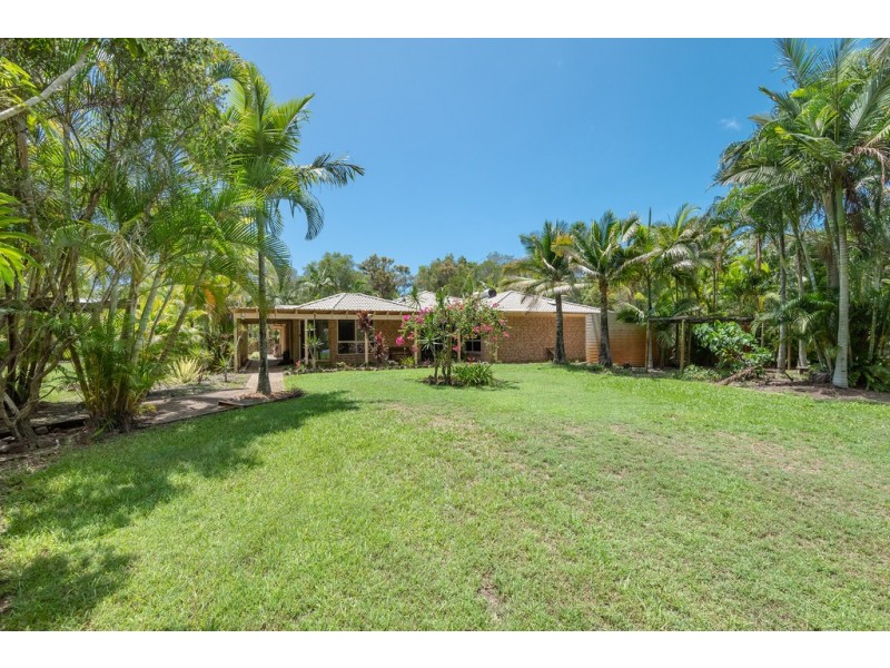 1 Woodhaven Way, Cooroibah QLD 4565