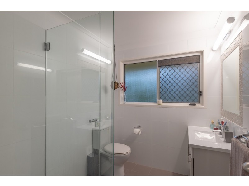 1 Woodhaven Way, Cooroibah QLD 4565