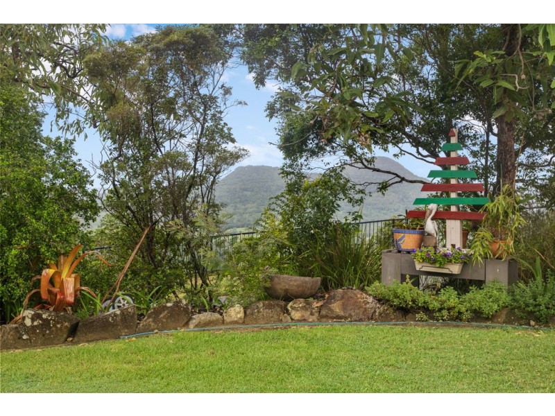 224 Ocean View Road, Cooroy QLD 4563