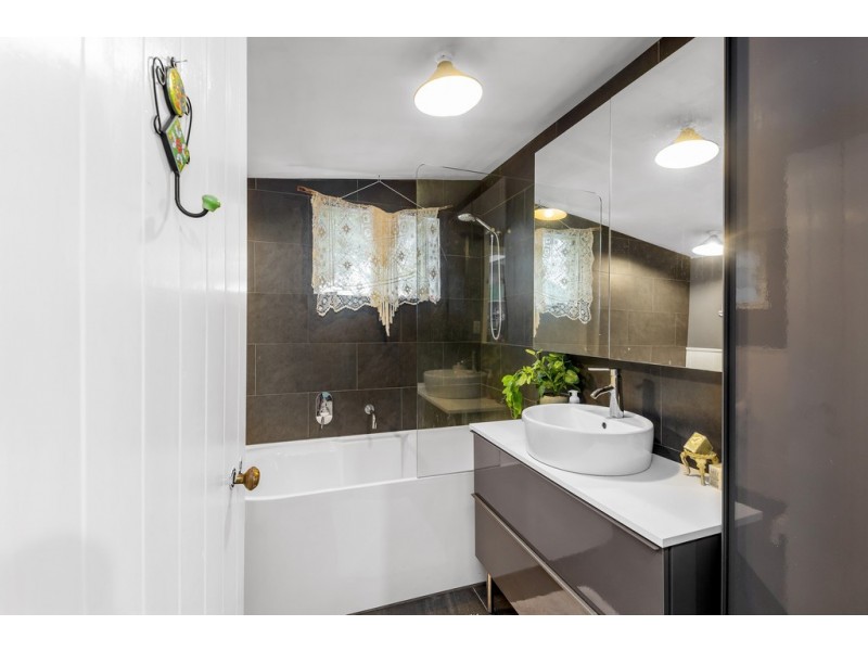 38 Lake Macdonald Drive, Cooroy QLD 4563