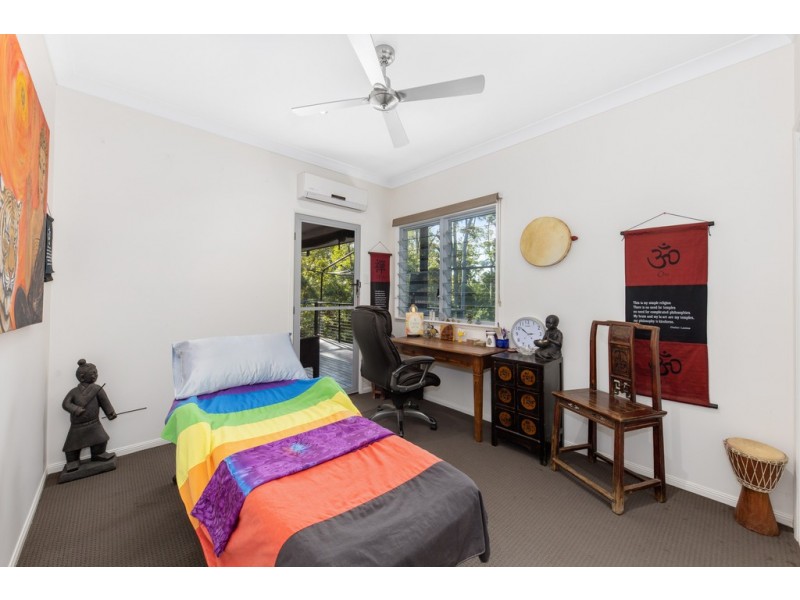 16 Forest Acres Drive, Lake Macdonald QLD 4563