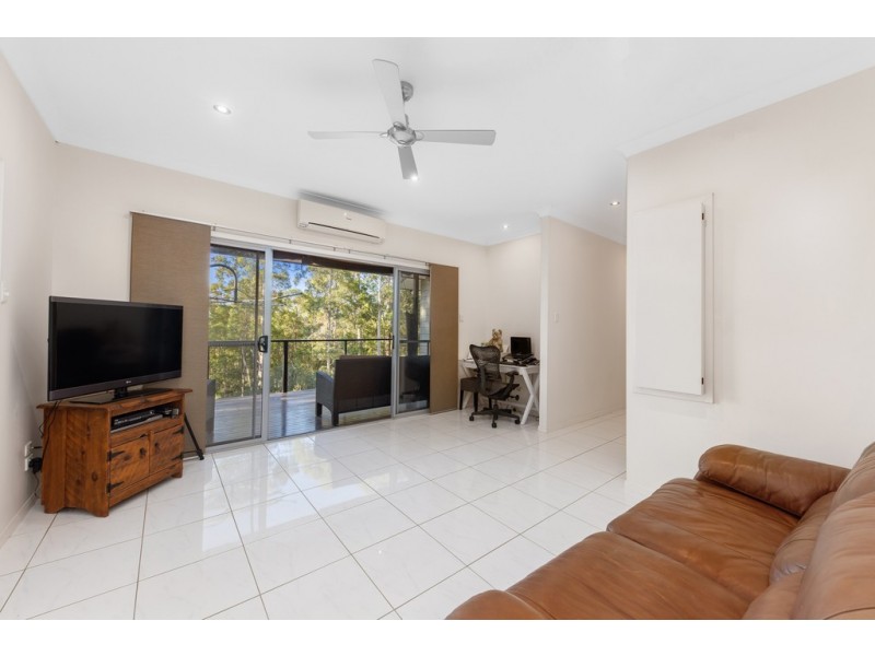 16 Forest Acres Drive, Lake Macdonald QLD 4563