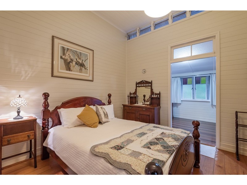 64 Leggetts Loop, Kin Kin QLD 4571