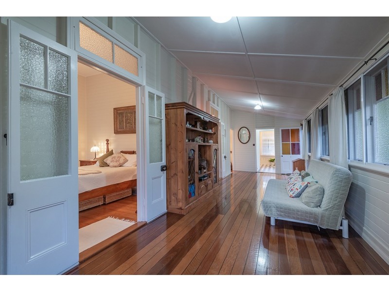 64 Leggetts Loop, Kin Kin QLD 4571