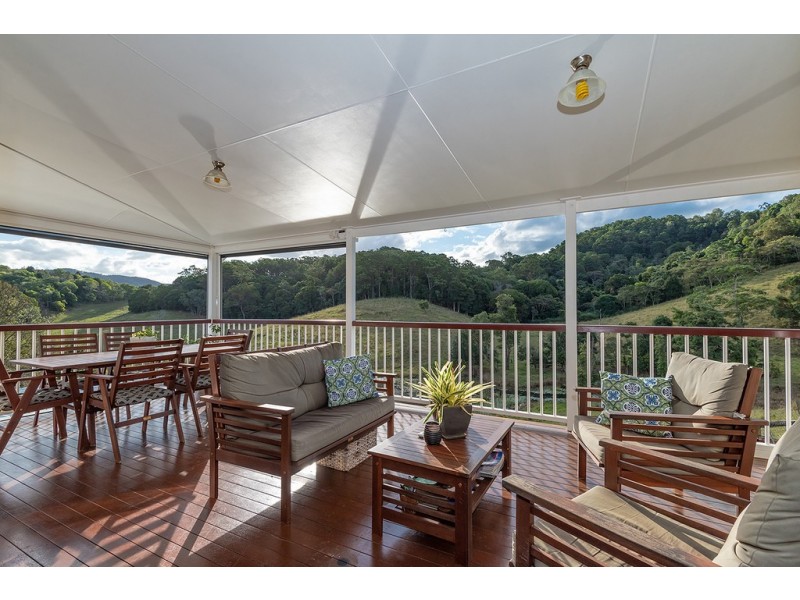 64 Leggetts Loop, Kin Kin QLD 4571