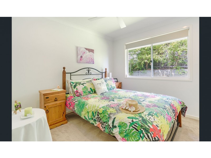 2/17 Olivine Lane, Cooroy QLD 4563