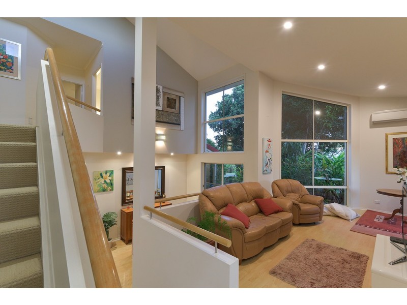 16 Fantail Crescent, Cooroy QLD 4563