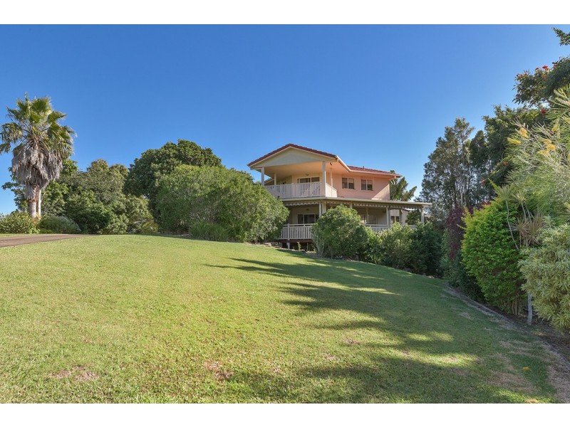 16 Fantail Crescent, Cooroy QLD 4563