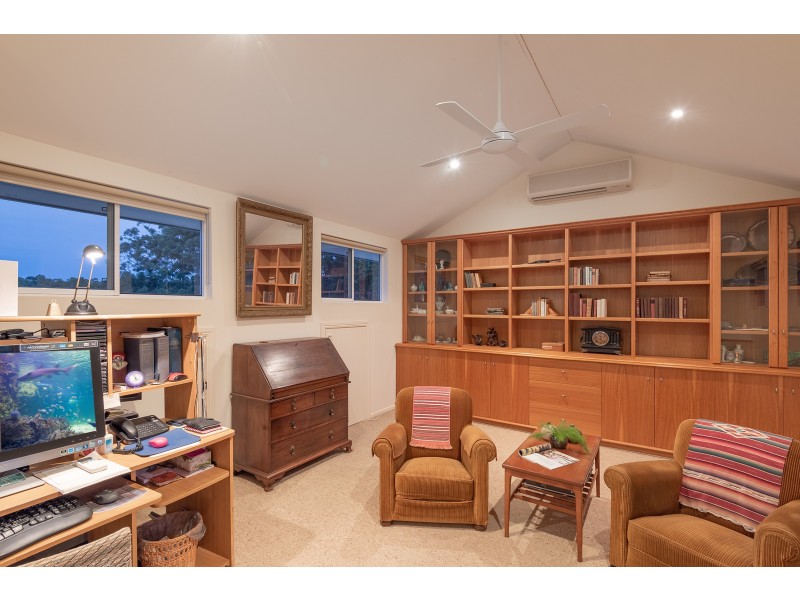 143 Davis Road, Cootharaba QLD 4565