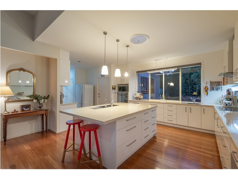 37 Arnlyn Court, Cooroy QLD 4563