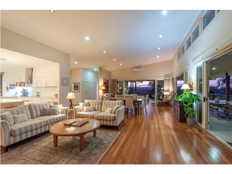 37 Arnlyn Court, Cooroy QLD 4563