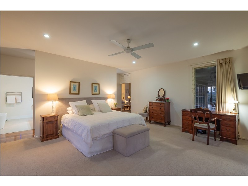 37 Arnlyn Court, Cooroy QLD 4563