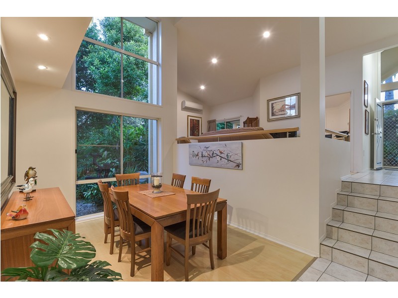 16 Fantail Crescent, Cooroy QLD 4563