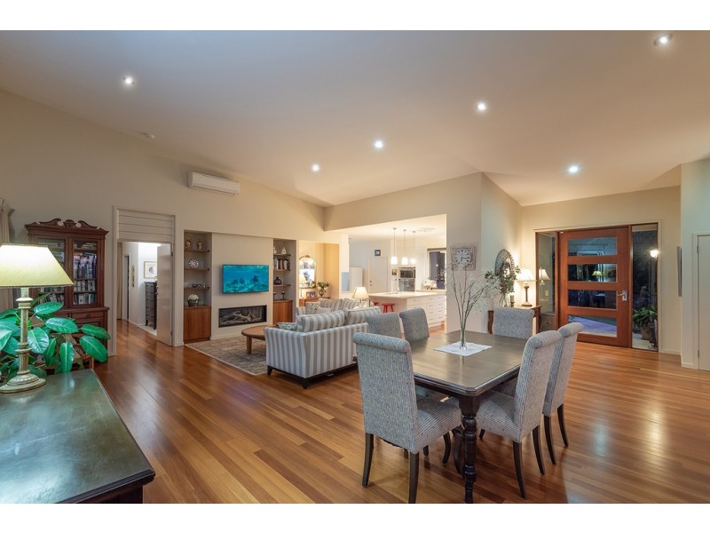 37 Arnlyn Court, Cooroy QLD 4563