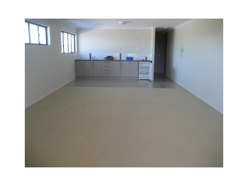 4/70 Nicklin Way, Parrearra QLD 4575