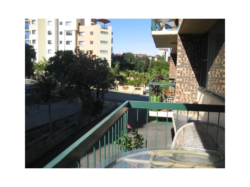 2/29 Burgess St, Kings Beach QLD 4551