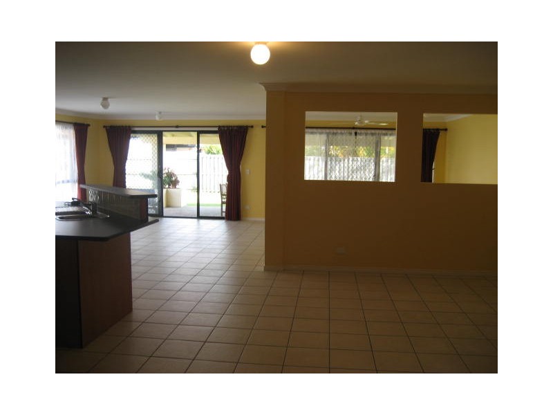 3 Waterhen Court, Caloundra QLD 4551
