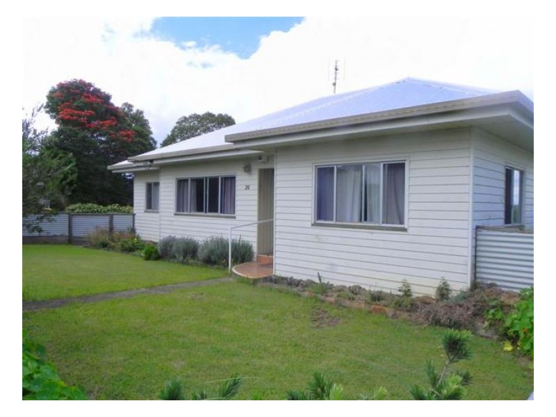 26 Tamarind Street, Maleny QLD 4552