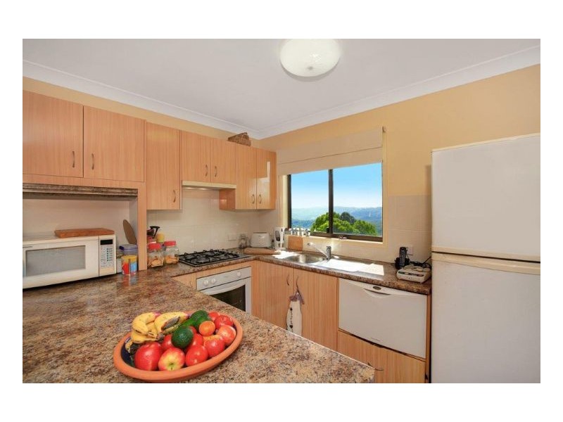 44 Meadow Road, Maleny QLD 4552