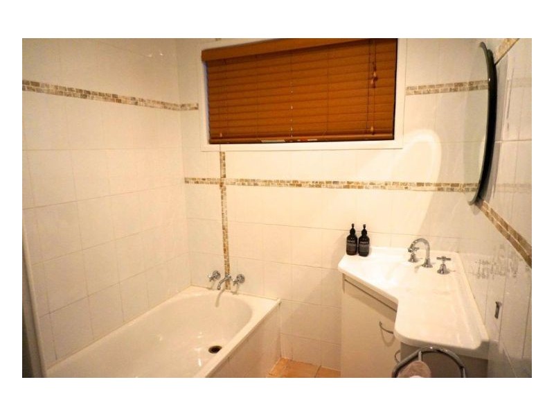 7 Cookaba Street, Riverhills QLD 4074