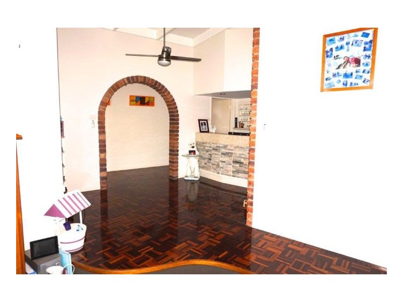 3 Nagari Place, Warana QLD 4575