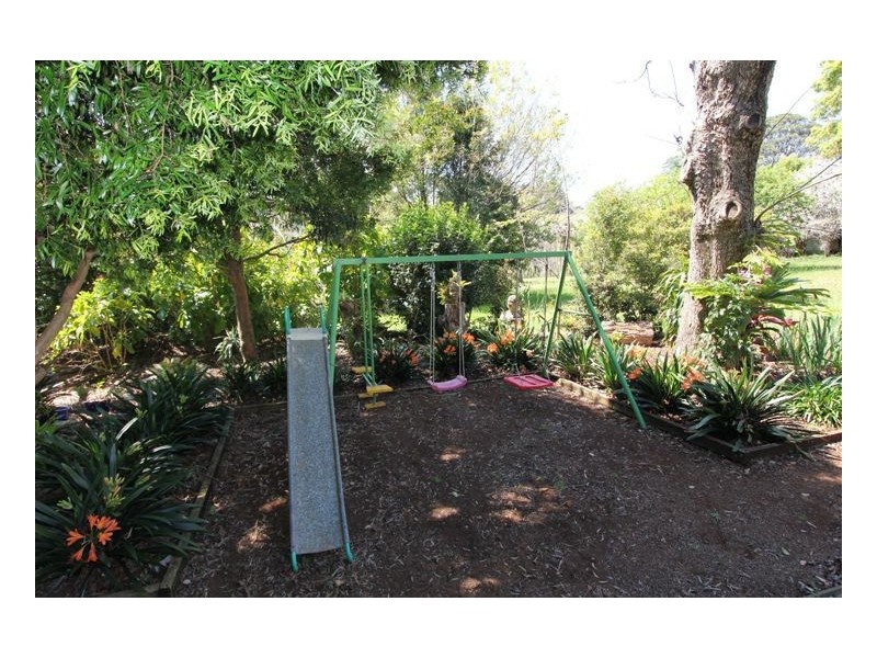 35 Tallowwood Street, Maleny QLD 4552