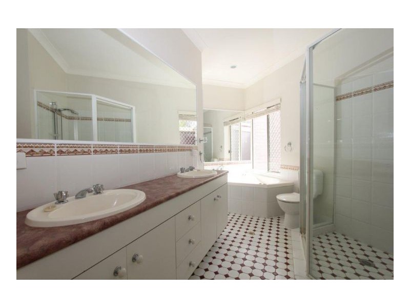 13 Thynne Court, Maleny QLD 4552