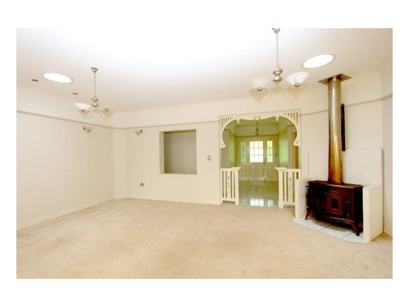 13 Thynne Court, Maleny QLD 4552