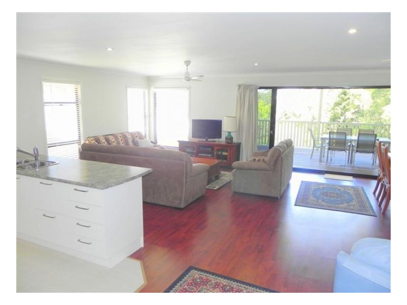 3 Maleny Vista, Maleny QLD 4552