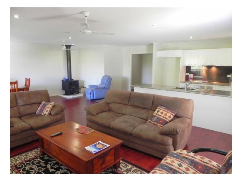 3 Maleny Vista, Maleny QLD 4552