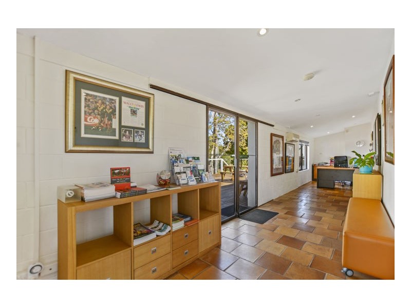 1/1 Wilga Court, Mapleton QLD 4560