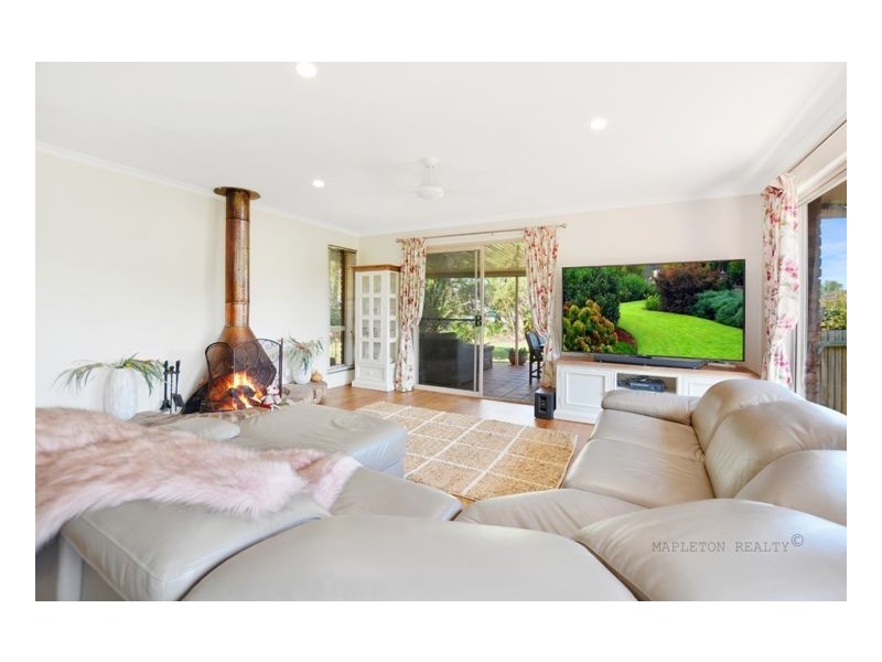 25 Post Office Road, Mapleton QLD 4560