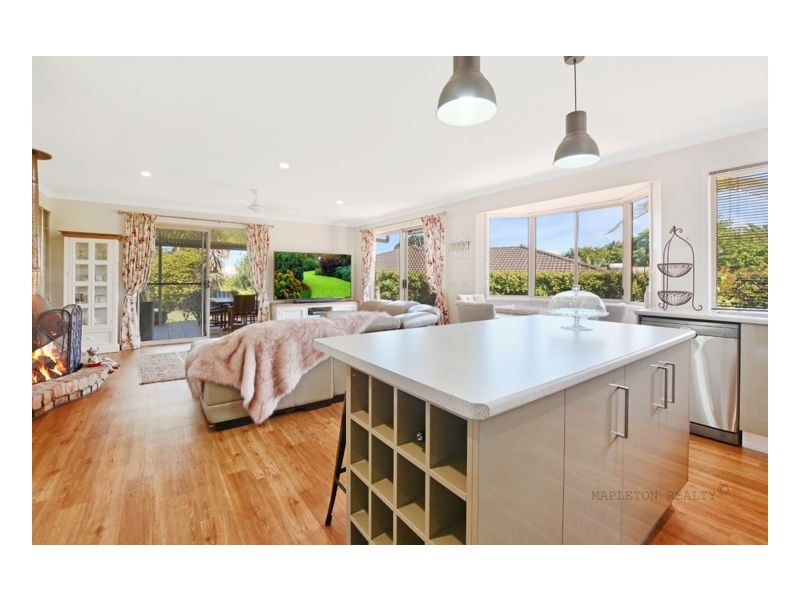 25 Post Office Road, Mapleton QLD 4560