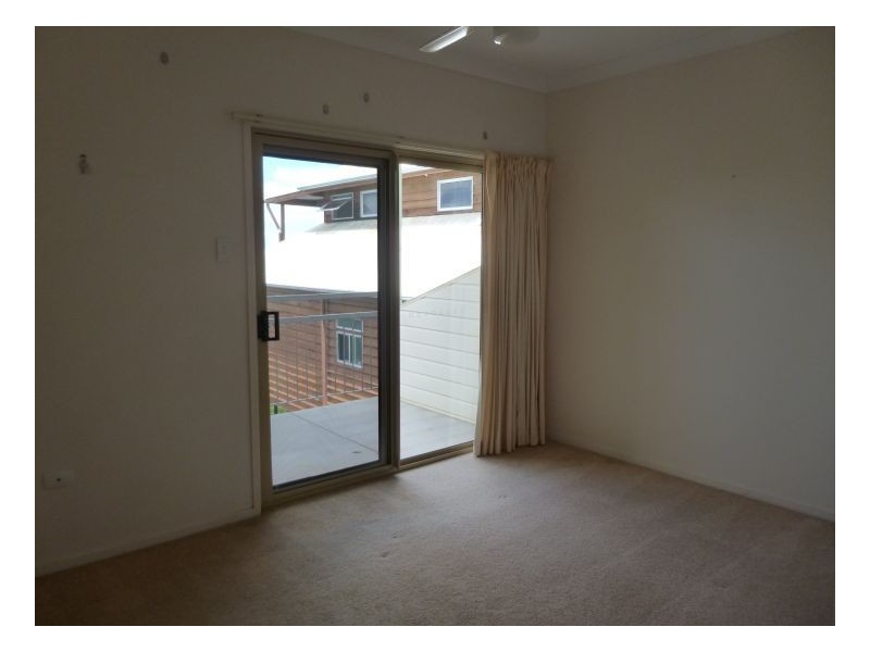 36 Lantana Lane, Mapleton QLD 4560