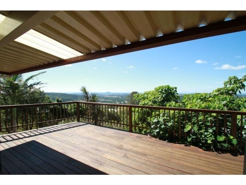 25 Flaxton Drive, Mapleton QLD 4560