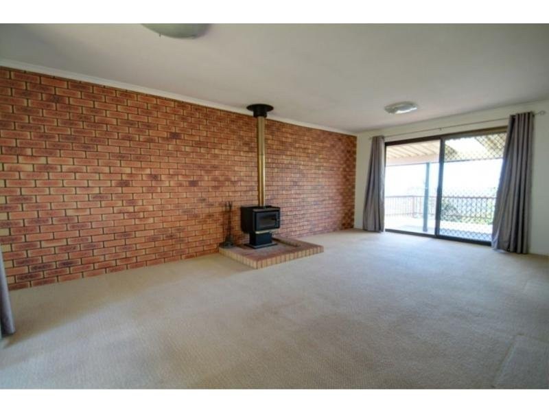 25 Flaxton Drive, Mapleton QLD 4560