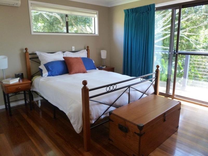 1 Falcon Court, Mapleton QLD 4560