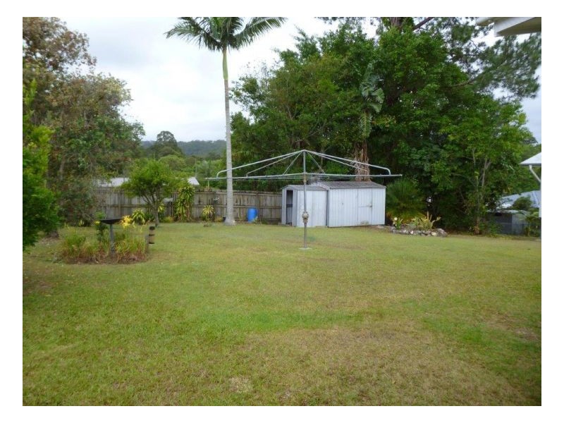 11 Alexandra Avenue, Nambour QLD 4560