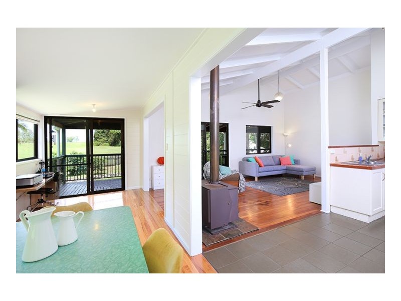 34 Carrington Drive, Flaxton QLD 4560